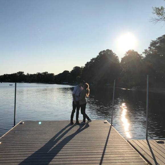 Meet your Posher, Tori - Picture 1 of 1